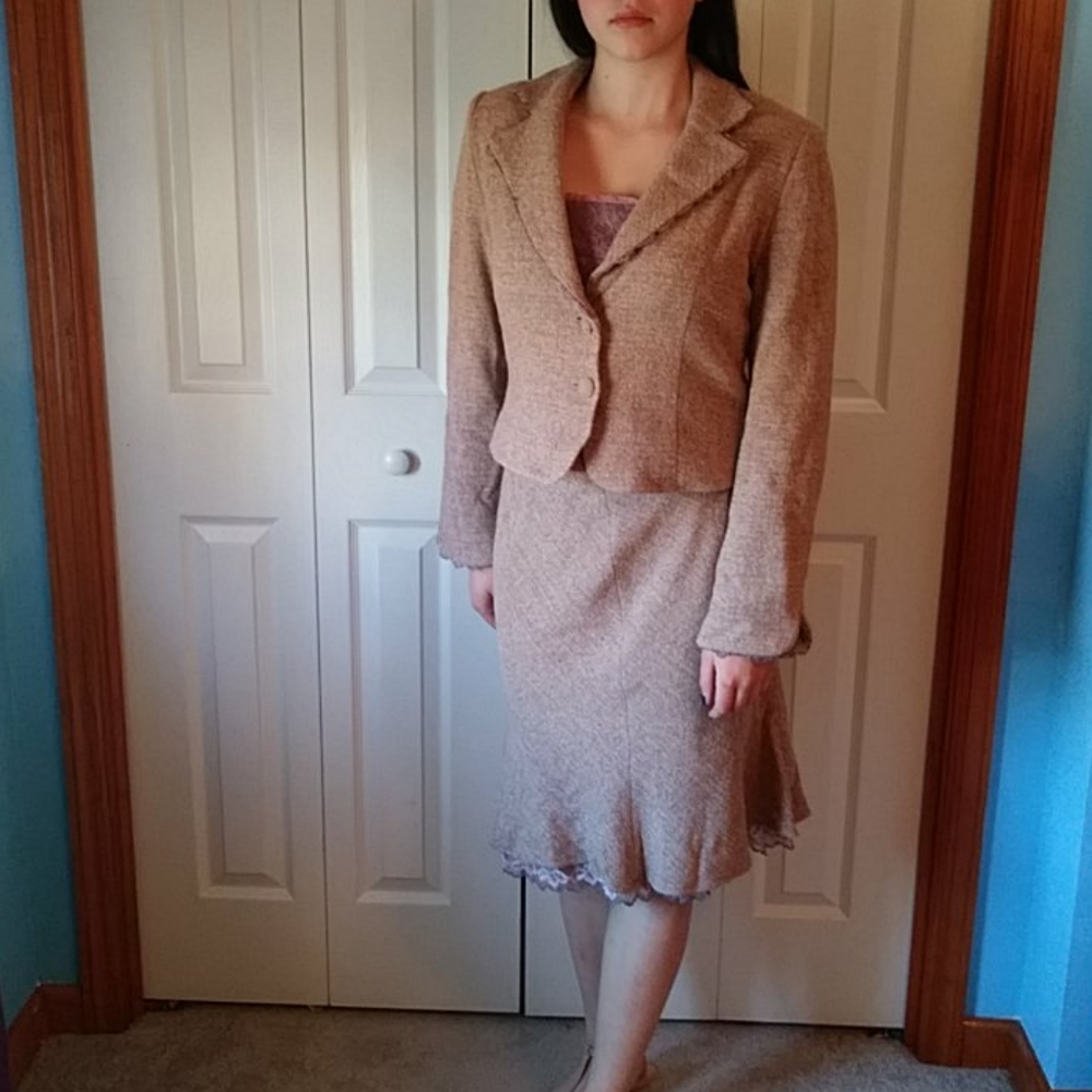 Kay Unger suit
